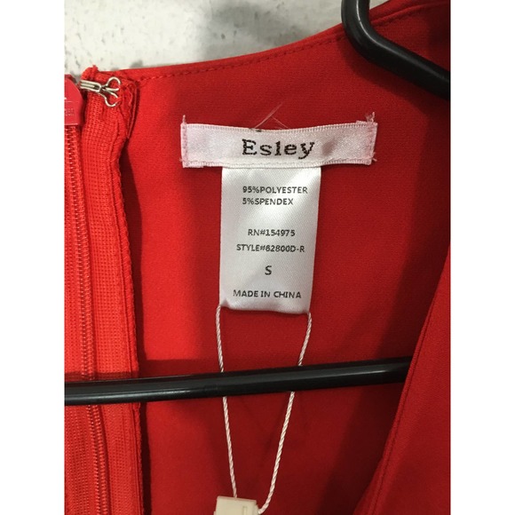 NWT Esley Women's Ruffle Peplum Sheath Mini Dress Size Small Red Sleeveless - Picture 4 of 8